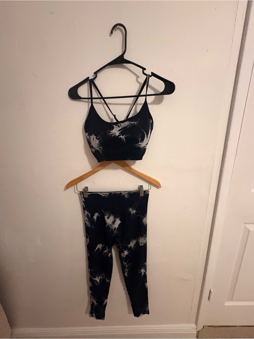 Black and White Tie-Dye Sports Bra & Legging Set